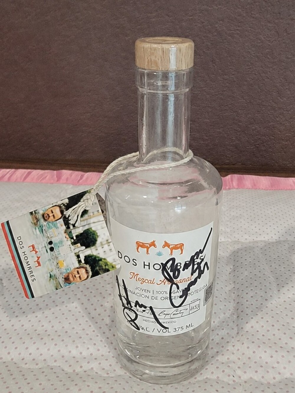 Dos Hombres Bottle Signed by Bryan Cranston and Aaron Paul BREAKING BAD